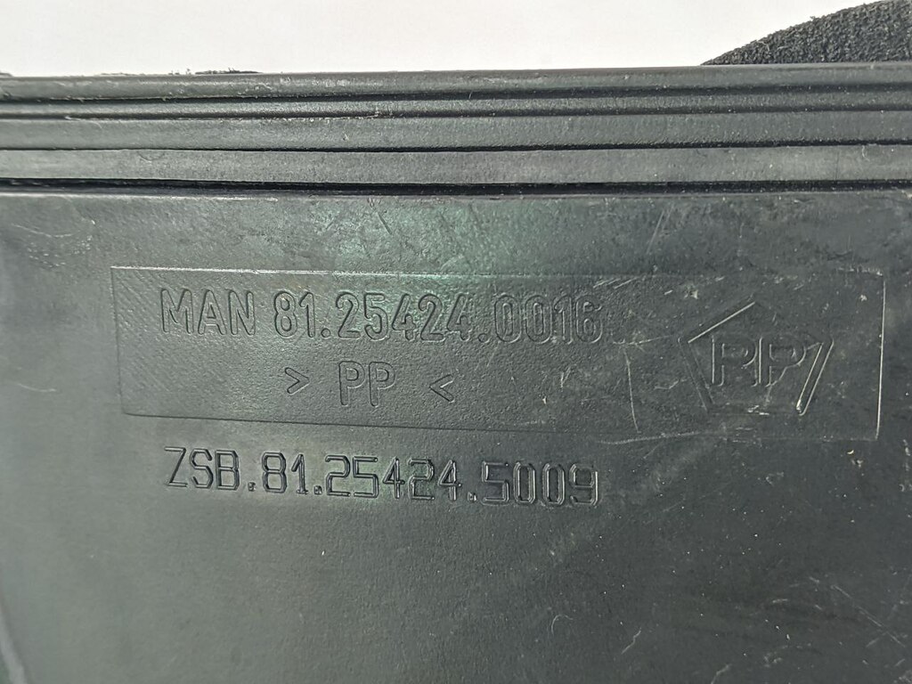 корпус электрических контактов б/у - 2